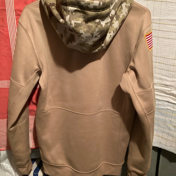 New York Jets Football Sweatshirt pull over NFL Camo  Men’s small Dri-fit USA - Picture 4 of 6